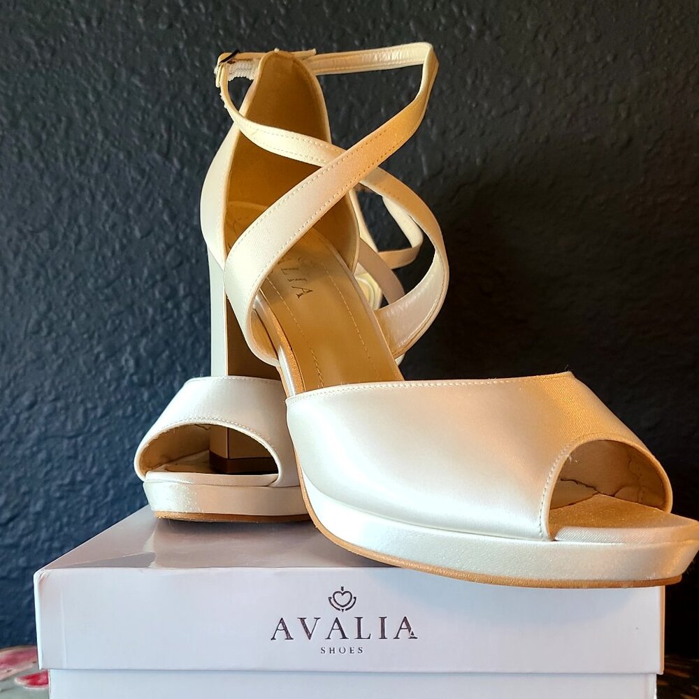 Avalia Cream Crisscross Platform Sandals with Ankle Strap